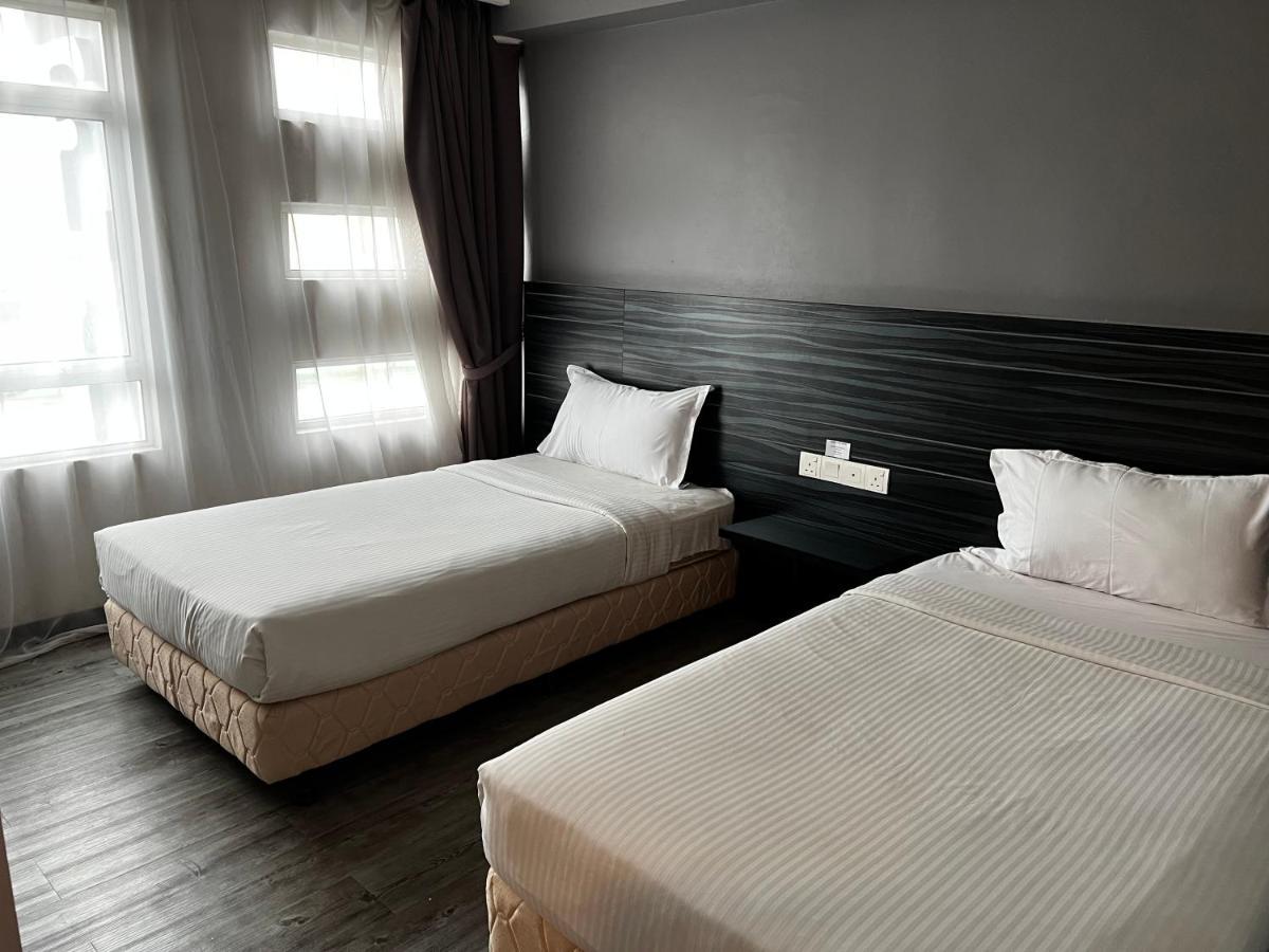 Signature Hotel Kuantan Exterior foto